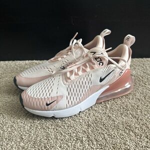 Pink Nike AirMax 270